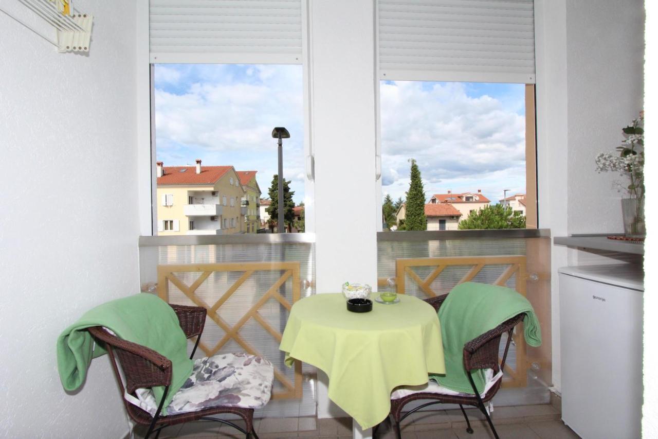 Room Roma Ровінь Екстер'єр фото